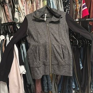 Lululemon zip up. Size 8. Great condition!